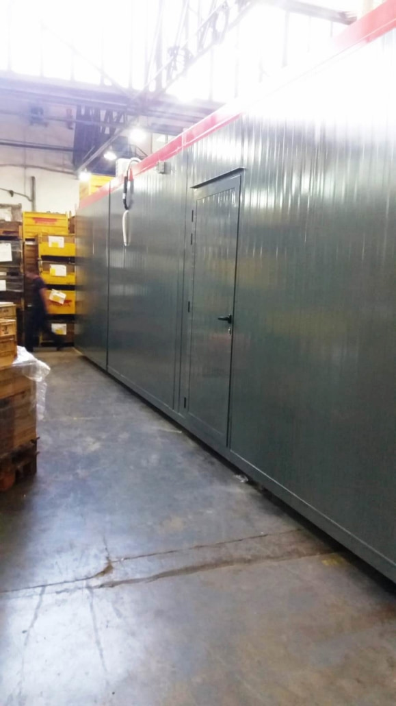 Arquitectura modular en nave industrial