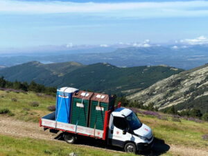 Distribución aseos portátiles rutas y senderos